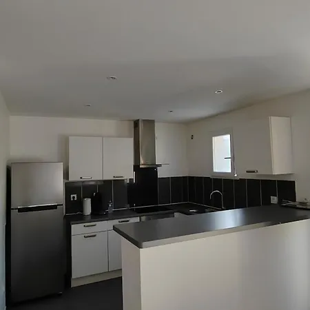 Dom wakacyjny Maison De *